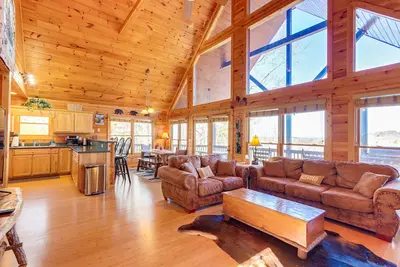 Image de Gorgeous Blue Ridge Mountain Retreat: Deck + View!