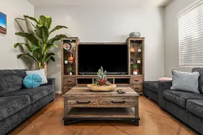 Image de Tucson Oasis | 10 Min to UofA + Events & Dining