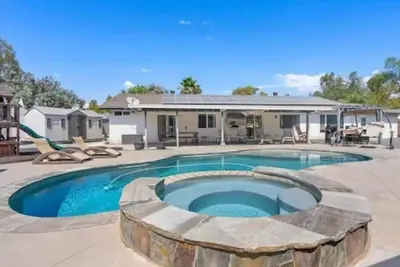 Image de Oceanside Heated Pool Ranch Retreat Fun Gathering