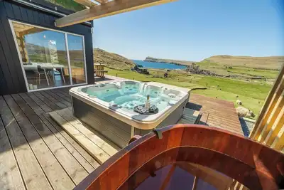 Image de Luxury cottage in a first class scenic location, with close attention to details