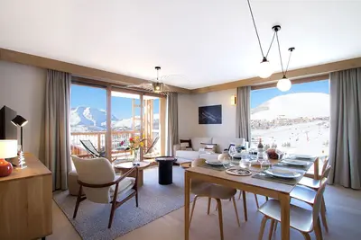Image de Séjour ski aux pieds à l'Alpe d'Huez | T3 + cabine