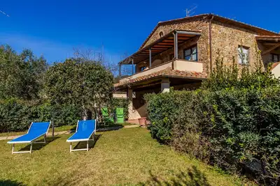 Image de Appartement 'Villa Rosanna' avec terrasse privée, jardin privé et climatisation