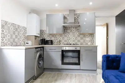 Image de Beautiful 2 Bedroom Apartment Near City Centre