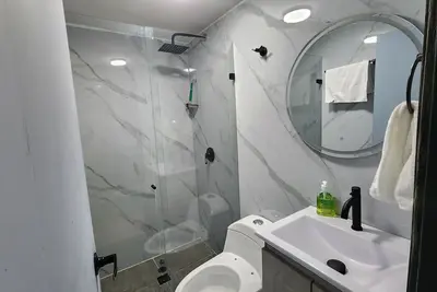 Image de Apartamento low cost ubicado cerca al poblado, Medellín