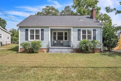 Image de Chic 3br Home: Pet Friendly, Near Furman & Parks