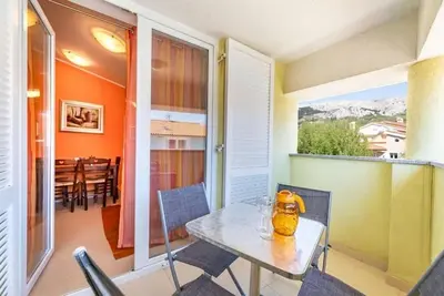 Image de Appartement d'une chambre avec le balcon Baska, Krk (A-22411-a)