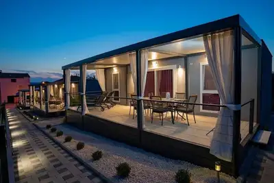 Image de Appartement de deux chambres avec la terrasse et la vue sur le mer Sveti Filip i Jakov, Biograd (A-18632-a)
