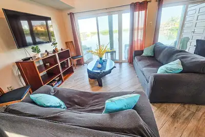 Caribbean condo with ocean view, on-site pool, & private balcony