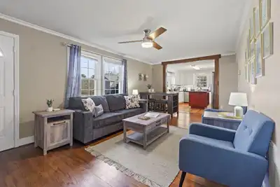 Image de Travelers Rest Pet-Friendly 3br, Porch & Grill