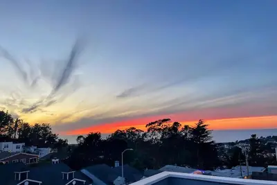 Image de Coastal Oasis Ocean-View Home-near San Fransisco, beaches and hiking trails