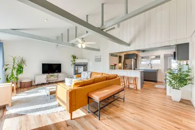 Image de Beautiful Wells Cottage: Steps to Moody Beach!