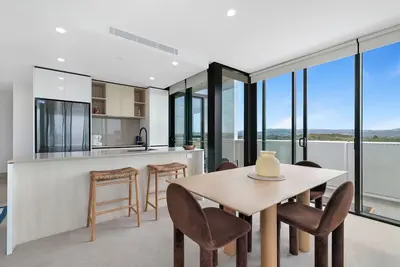 Image de 2 Bedroom Luxury in Burleigh Heads!