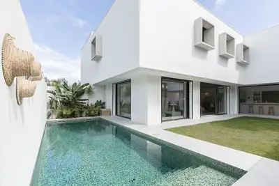 Tres Belle Villa D'Architecte Avec Piscine Au Calme Absolu Et Proche De La Mer