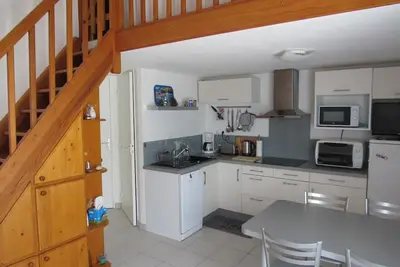 Image de Maisonnette avec Piscine, Terrasse et Jardin Privé - La Faute-sur-Mer