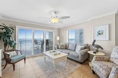 Image de Gd 410: Shimmering Sea - Sandy Toes, Cozy Condo, The Perfect Pairing!