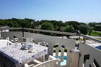 Image de Magnifique studio avec piscine et terrasse partagées