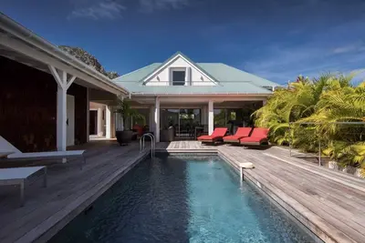 Image de Charming Villa in a Quiet Residential Area