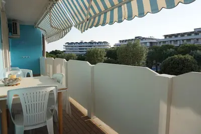 Image de Appartement lumineux avec grand avec terrasse - Beahost