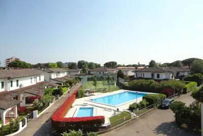 Image de Joyau moderne vintage avec jardin privé