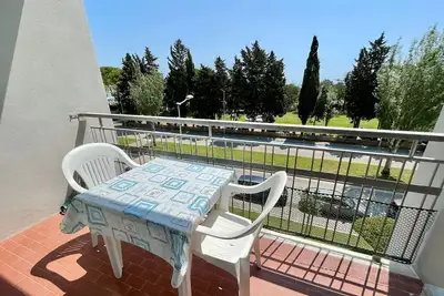 Image de Appartement super cosy avec une large terrasse - Beahost