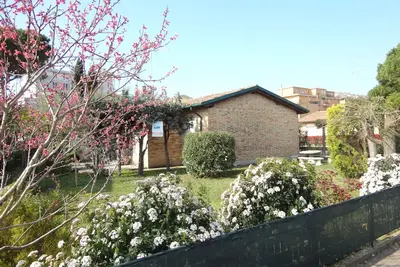 Image de Villa bord de mer entourée de jardin
