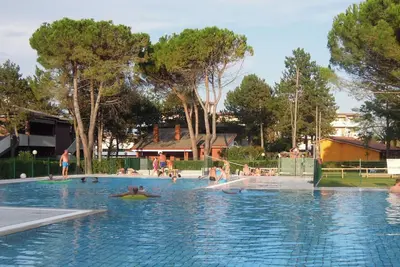 Image de Appartement confortable avec jardin et piscines - Beahost