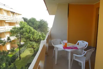 Image de Appartement moderne avec terrasse - Beahost Rentals