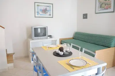 Image de Splendide Villa de Deux Chambres située à Bibione