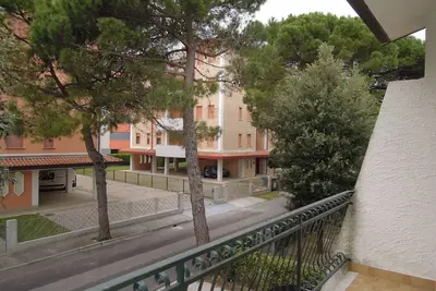 Image de Appartement de trois pièces avec jardin privé à côté de la mer