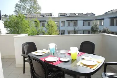 Image de Bel appartement avec piscine et solarium