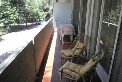 Image de Appartement moderne avec balcon et ascenseur à Grado Pineta