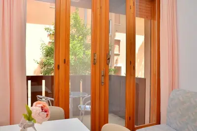 Image de Appartement gracieux avec une terrasse lumineuse - Beahost