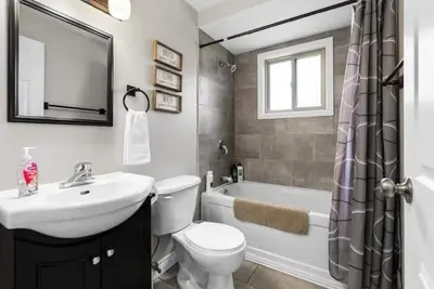 Image de Peaceful Apt Close to Moncton Hospital -3Min Drive