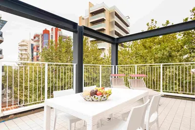 Image de Détendez-vous sur la terrasse de notre appartement - Beahost