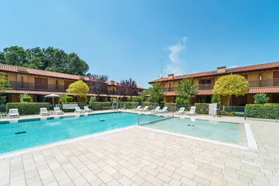Image de Bel appartement avec jardin privé par Beahost Rentals