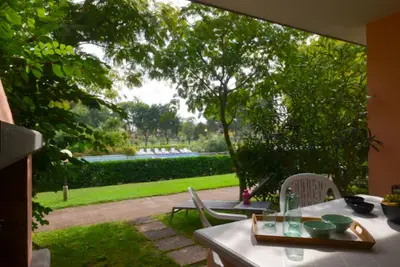 Image de Villa au calme avec jardin privé et piscine partagée par Beahost Rentals