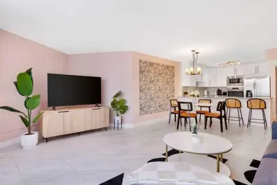 Image de Stylish beachfront oasis\n