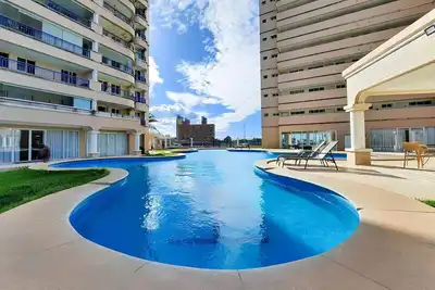 Image de Apartamento em Fortaleza - Condomínio Beach Village - Praia do Futuro