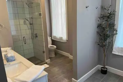 Image de Sunny Otr/Findlay Market Condo