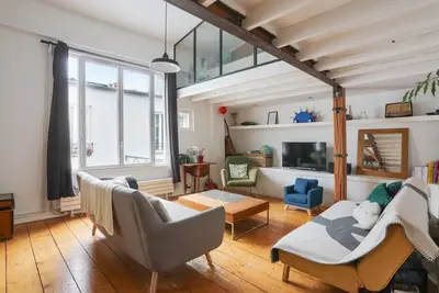 Le Parisien Chic: Loft Moderne à Paris 11ème