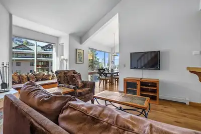 Image de Sierra Cabin Condo – Sun Meadows 1 Bedroom+Loft by RedAwning