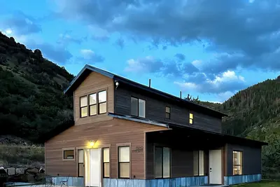 Image de Gateway Getaway, Hot Tub, Wheelchair Accessible and Mountain View’s