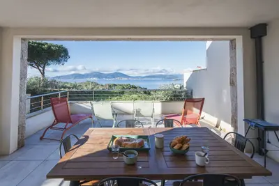 Image de Superbe appartement vue mer dans résidence neuve