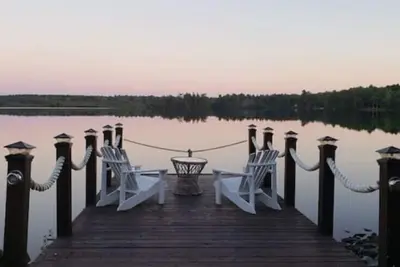Image de Cozy Lakeside Cottage