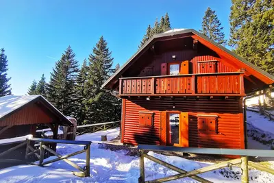 Image de Unique location - ski slope just 10 meters from the appartment!