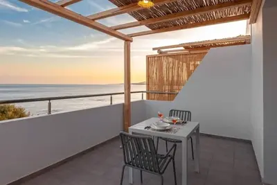 Image de En Plò Seafront Apartments - South Rhodes - Duplex