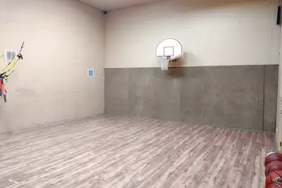 Image de 4b Miracle Lodge-Indoor Court-Stay&Play Together-Staycation/Reunions/Events/Ski