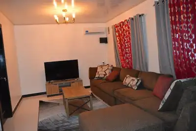 Image de Cozy 2-bedroom apartment in central location with WiFi, Ac