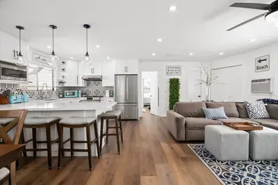 Image de Newly Remodeled Centrally Located Guest House