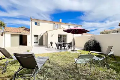 Image de Jolie maison familiale avec jardin et parking